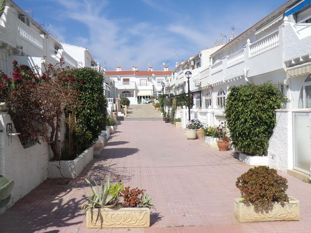 Casas Holiday - Playa La Mata 1トレビエハ エクステリア 写真