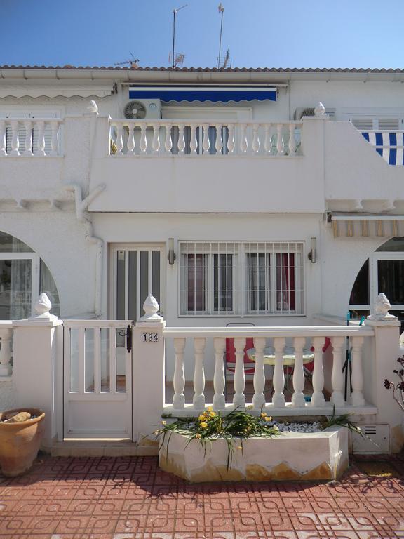 Casas Holiday - Playa La Mata 1トレビエハ エクステリア 写真